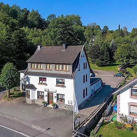 Zum Lindenbaum Hotel