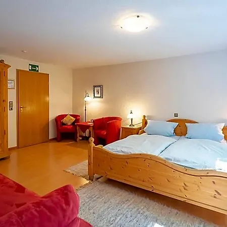 Hotel Zum Lindenbaum 3*