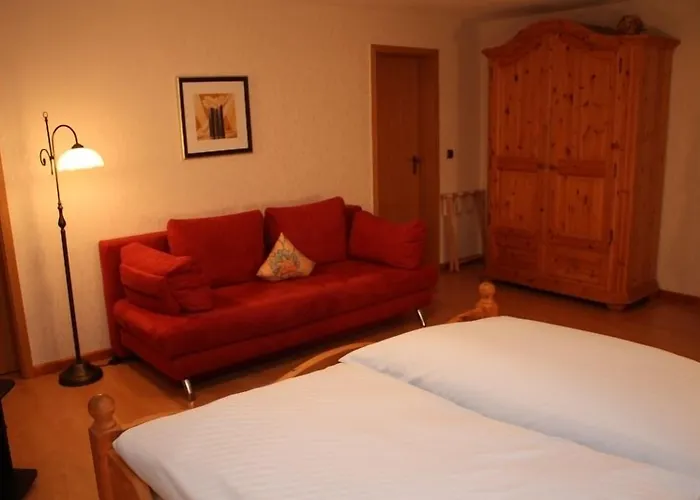 Zum Lindenbaum Hotel 3*